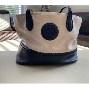 Beautiful Brighton Ferrara tote in excellent condition!
